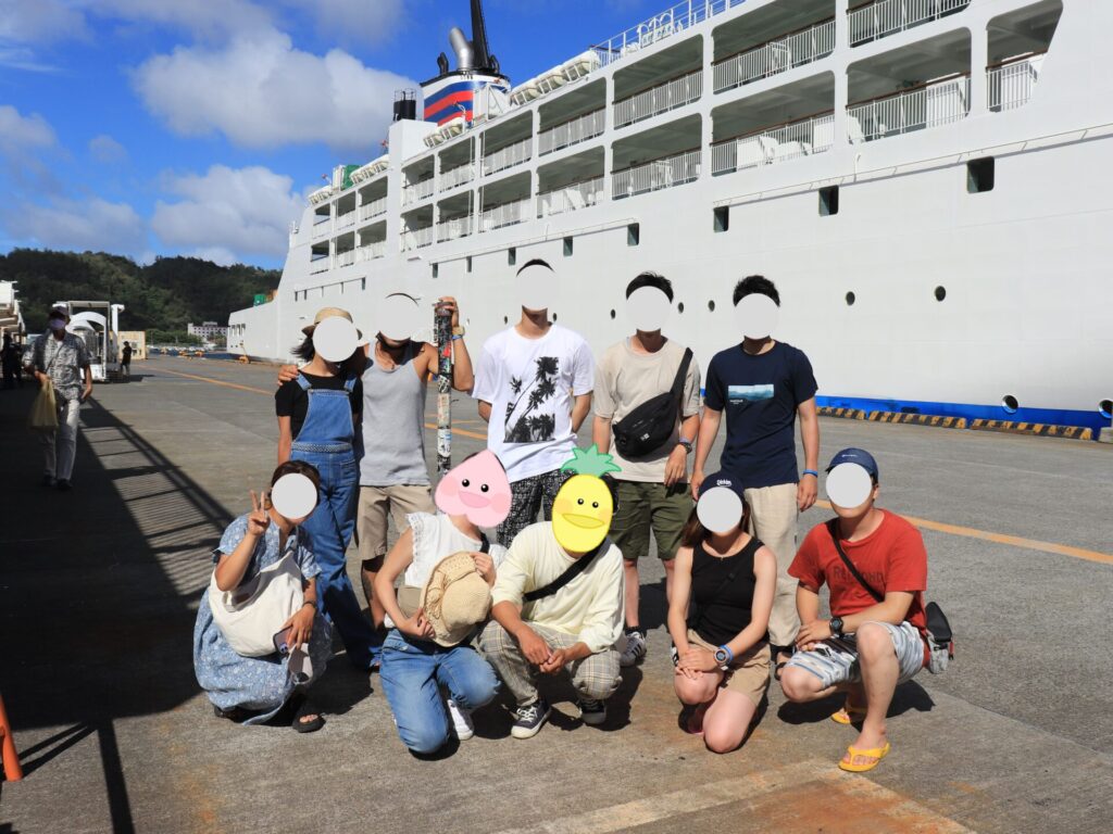 他の宿泊客との集合写真
