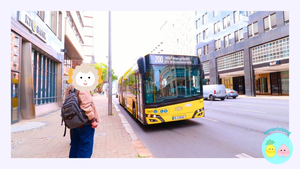 ベルリン市内を走るバス